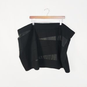 Torrid Size 5 mini skirt